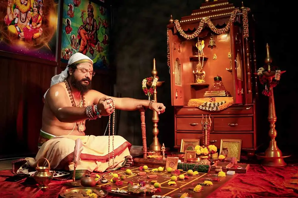 Arun sharma guruji black magic removal astrologer in bangalore